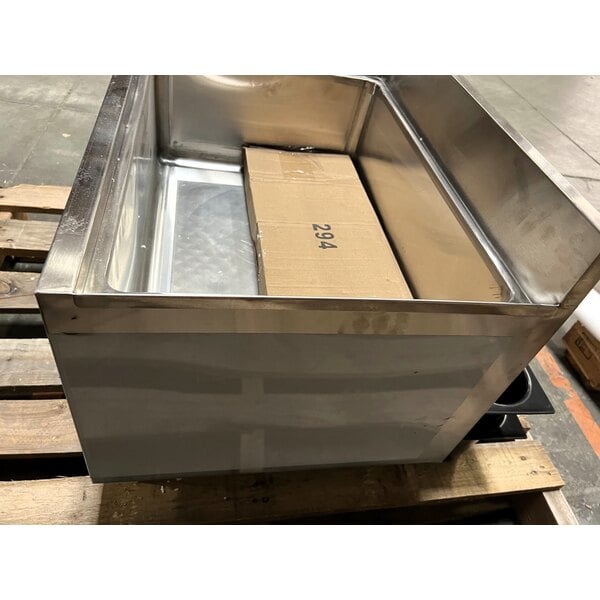 Scratch and Dent Regency 18" x 24" Underbar Ice Bin with 7 Circuit Post-Mix Cold Plate and Bottle Holders - 51 lb.