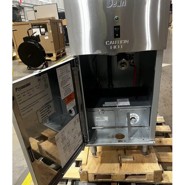 Scratch and Dent Dean by Frymaster SR114E Super Runner Economy 40 lb. Electric Floor Fryer - 208V, 1 Phase