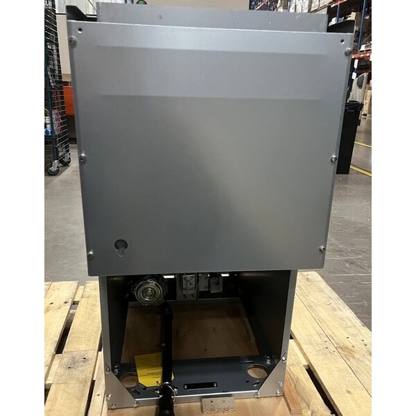 Scratch and Dent Avantco F4-ES-N 45-50 lb. Natural Gas Stainless Steel Floor Fryer - 85,000 BTU