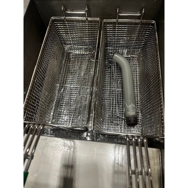 Scratch and Dent Dean by Frymaster SR114E Super Runner Economy 40 lb. Electric Floor Fryer - 208V, 1 Phase