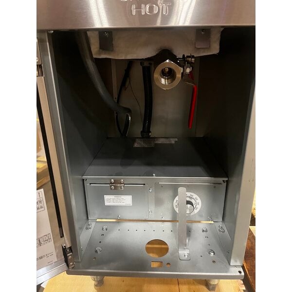Scratch and Dent Dean by Frymaster SR114E Super Runner Economy 40 lb. Electric Floor Fryer - 208V, 1 Phase