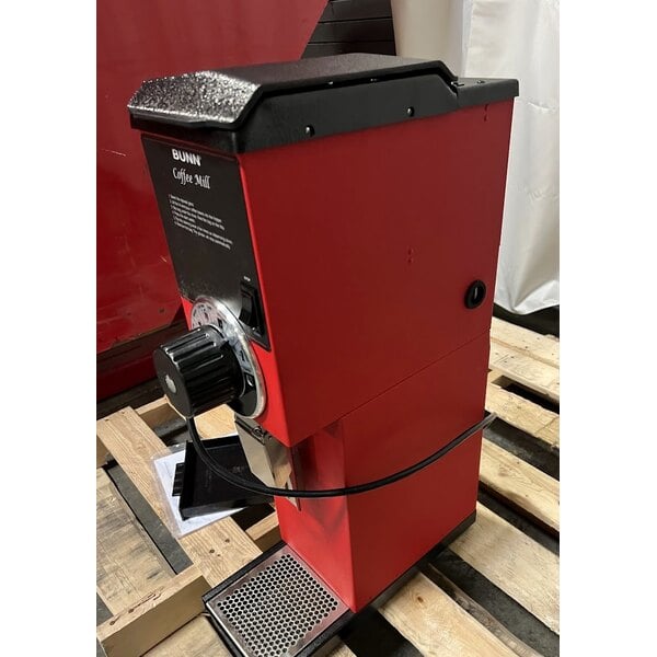 Scratch and Dent Bunn 22100.0001 G3 HD 3 lb. Red Bulk Coffee Grinder