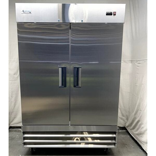 Scratch and Dent Avantco A-49F-HC 54" Solid Door Reach-In Freezer