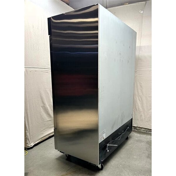 Scratch and Dent Avantco A-49F-HC 54" Solid Door Reach-In Freezer
