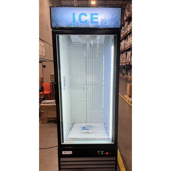 Scratch and Dent Avantco GD-ICE-24F 31" Black Indoor Glass Door Ice Merchandiser