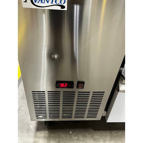 Scratch and Dent Avantco SSPPT-3I 94" 2 Door Refrigerated Pizza Prep Table with 2 Drawers