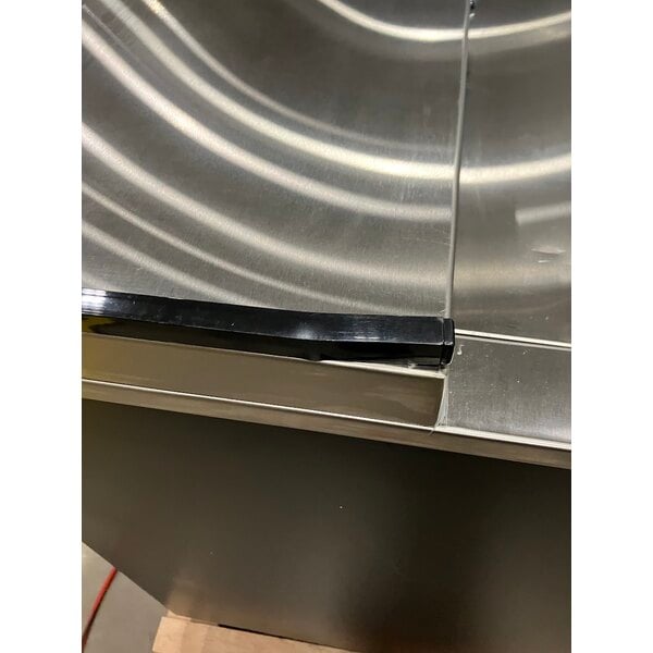 Scratch and Dent Avantco HBB-80-HC 80" Black Horizontal Bottle Cooler