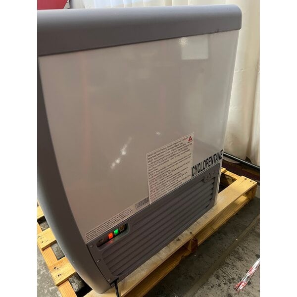 Scratch and Dent Avantco ADC-12-N 71" Customizable Ice Cream Dipping Cabinet