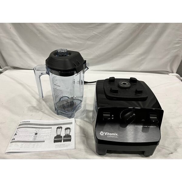 Scratch and Dent Vitamix 62824 Drink Machine Advance 2.3 hp Black Blender with 48 oz. Container - 120V