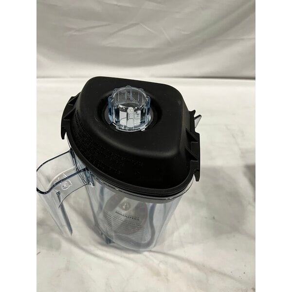 Scratch and Dent Vitamix 62824 Drink Machine Advance 2.3 hp Black Blender with 48 oz. Container - 120V
