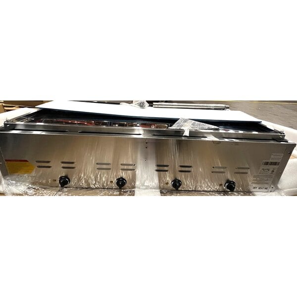 Scratch and Dent Avantco STE-4SA Four Pan Open Well Electric Steam Table with Undershelf - 120V, 2000W