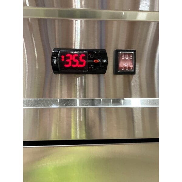 Scratch and Dent Avantco SS-3R-HC 81 5/16" Stainless Steel Solid Door Reach-In Refrigerator