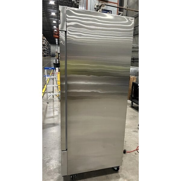 Scratch and Dent Avantco SS-3R-HC 81 5/16" Stainless Steel Solid Door Reach-In Refrigerator