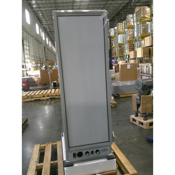 Scratch and Dent MainStreet Equipment CHP-1836I Full Size Insulated Heated Holding / Proofing Cabinet with Clear Door - 120V