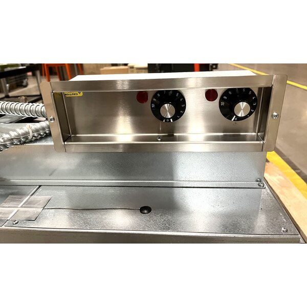 Scratch and Dent Vollrath 3639911 Modular Drop In Two Compartment Hot Food Well with Thermostatic Controls and Standard Drain - 120V, 2000W