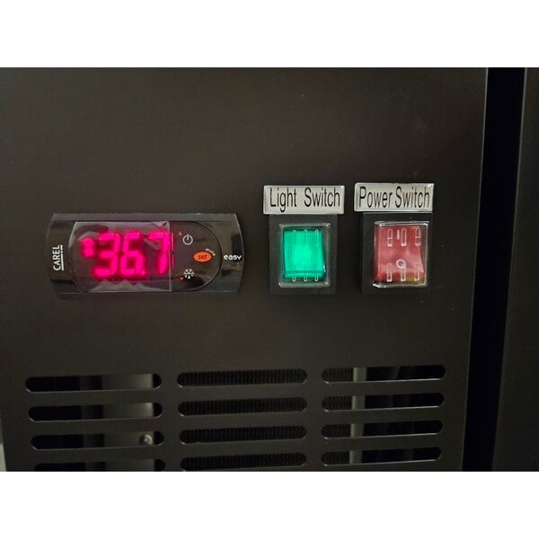 Scratch and Dent Avantco UDD-60-HC (2) Double Tap Kegerator Beer Dispenser - Black, (2) 1/2 Keg Capacity