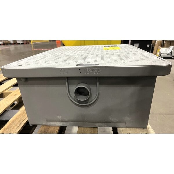 Scratch and Dent Endura 3925A02LO Lo-Pro 50 lb. 25 GPM Low Profile Grease Trap with 2" Hub