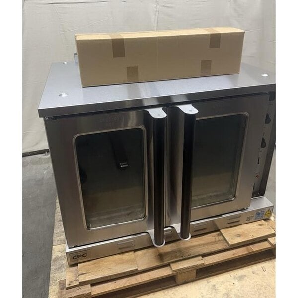 Scratch and Dent Cooking Performance Group FECD-100-C Single Deck Standard Depth Full Size Electric Convection Oven- 208V, 3 Phase, 11 kW