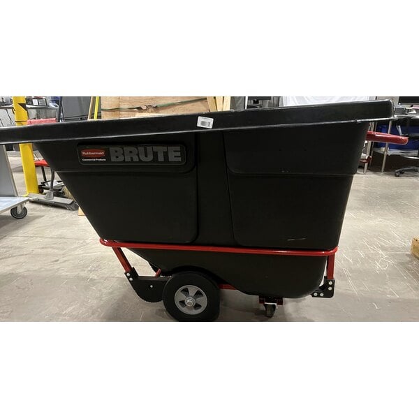 Scratch and Dent Rubbermaid® FG130500BLA BRUTE Black 0.5 Cubic Yard Standard-Duty Tilt Truck / Trash Cart (850 lb.)