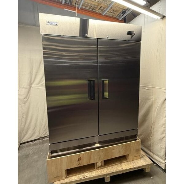 Scratch and Dent Avantco A-49R-HC 54" Solid Door Reach-In Refrigerator