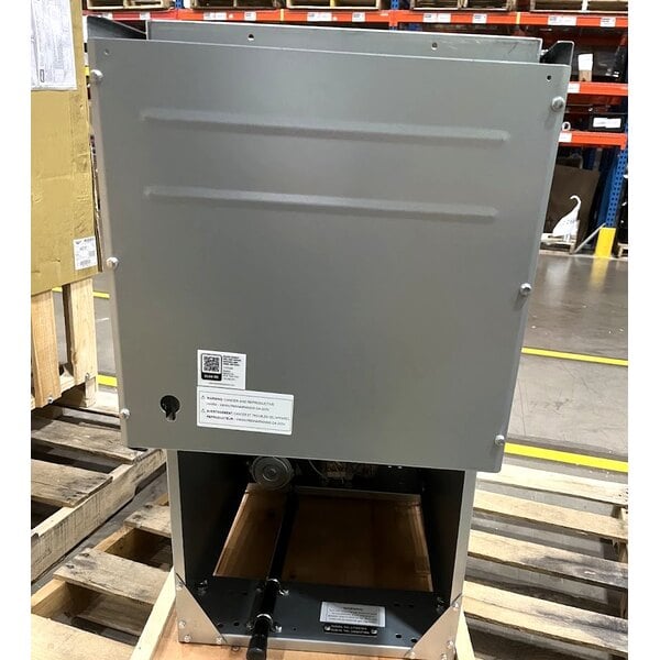 Scratch and Dent Avantco FF50 Natural Gas 50 lb. Stainless Steel Floor Fryer - 120,000 BTU
