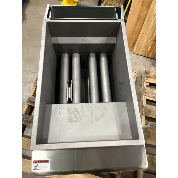 Scratch and Dent Avantco FF50 Natural Gas 50 lb. Stainless Steel Floor Fryer - 120,000 BTU