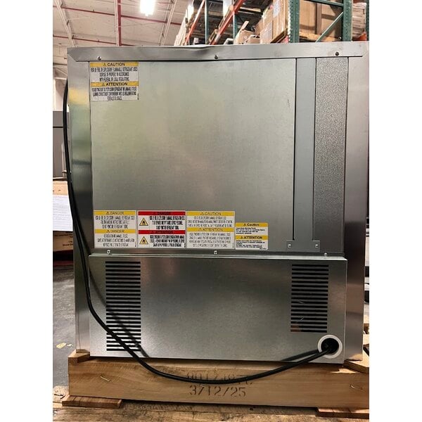 Scratch and Dent Beverage-Air UCR27AHC 27" Undercounter Refrigerator