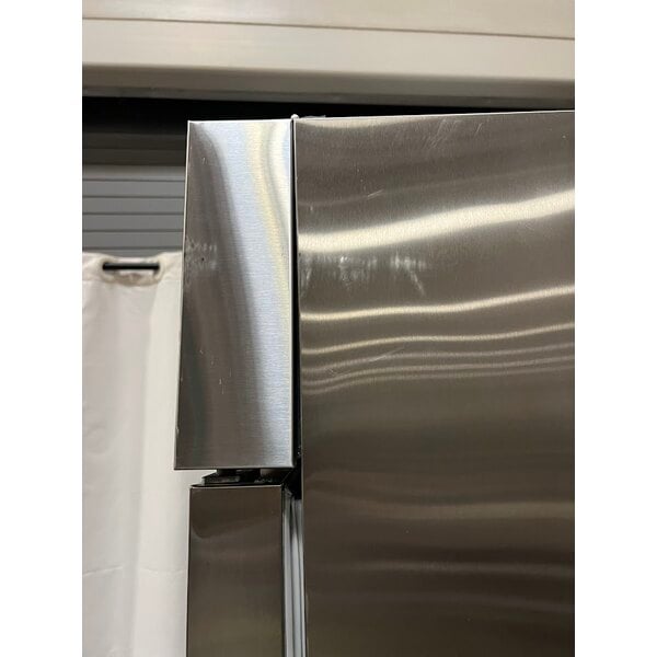 Scratch and Dent Avantco A-23F-HC 29" Solid Door Reach-In Freezer