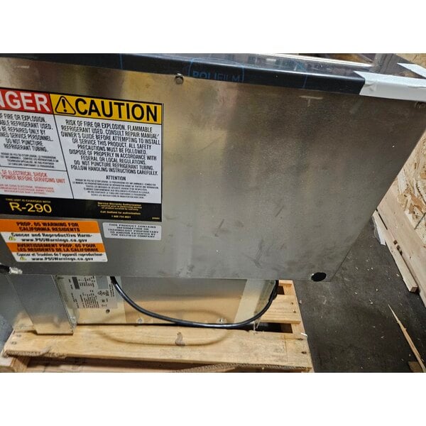 Scratch and Dent Delfield N225P 6 Gallon Drop-In Freezer with Stainless Steel Lids