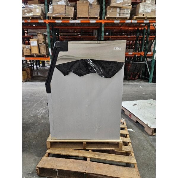 Scratch and Dent Avantco Ice BIN40022 22" Ice Storage Bin with Metallic Alloy Exterior - 383 lb.