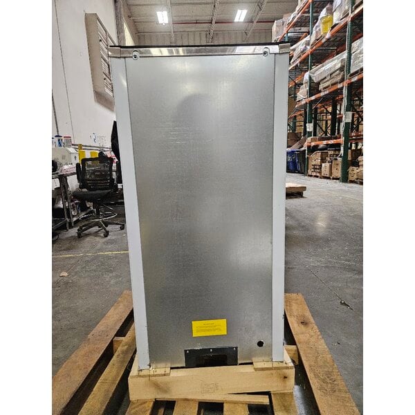 Scratch and Dent Avantco Ice BIN40022 22" Ice Storage Bin with Metallic Alloy Exterior - 383 lb.
