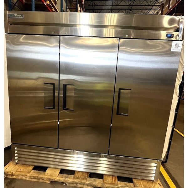 Scratch and Dent True T-72F-HC 78 1/8" Solid Door Reach-In Freezer