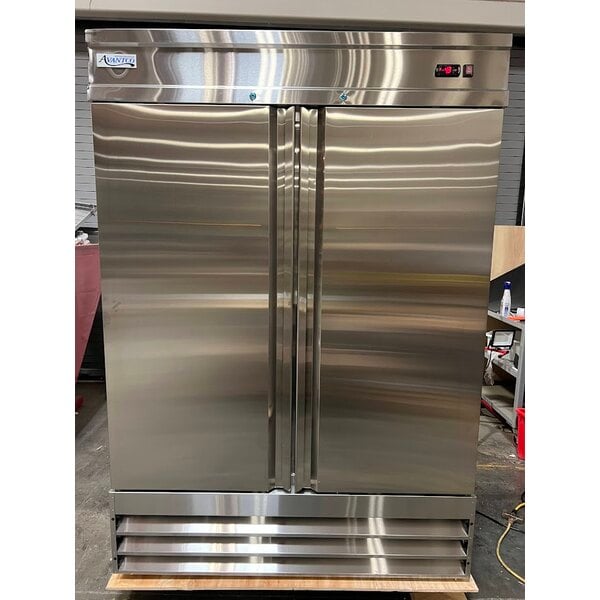 Scratch and Dent Avantco SS-2F-HC 54" Stainless Steel Two Section Solid Door Reach-In Freezer