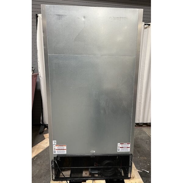 Scratch and Dent True T-35-HC 39 1/2" Solid Door Reach-In Refrigerator