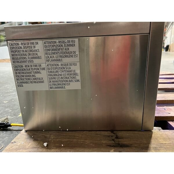 Scratch and Dent Summit Appliance STC6 6-Bottle Countertop Wine Cooler - 115V