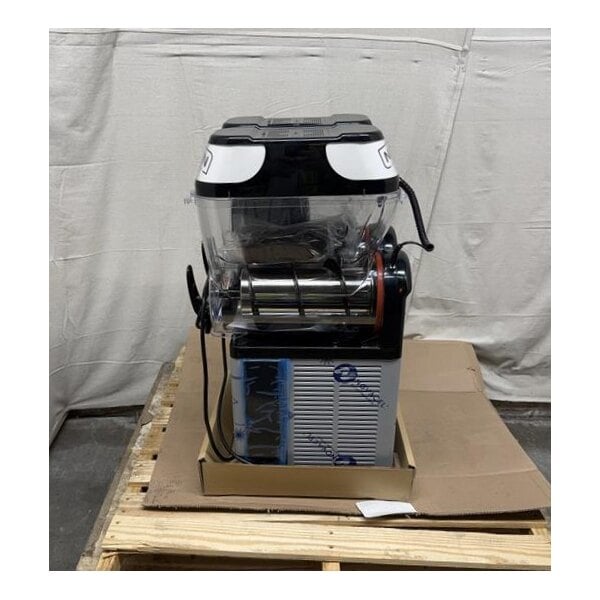 Scratch and Dent Narvon SM2 Double 3 Gallon Pourover Granita / Slushy / Frozen Beverage Machine - 115V