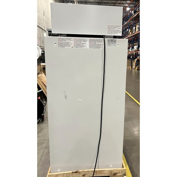 Scratch and Dent Polar Temp 300CWP Cold Wall Outdoor Ice Merchandiser - 30 cu. ft.