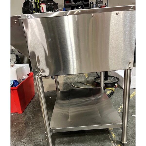 Scratch and Dent Avantco STE-2S Two Pan Open Well Electric Steam Table with Undershelf - 120V, 1000W