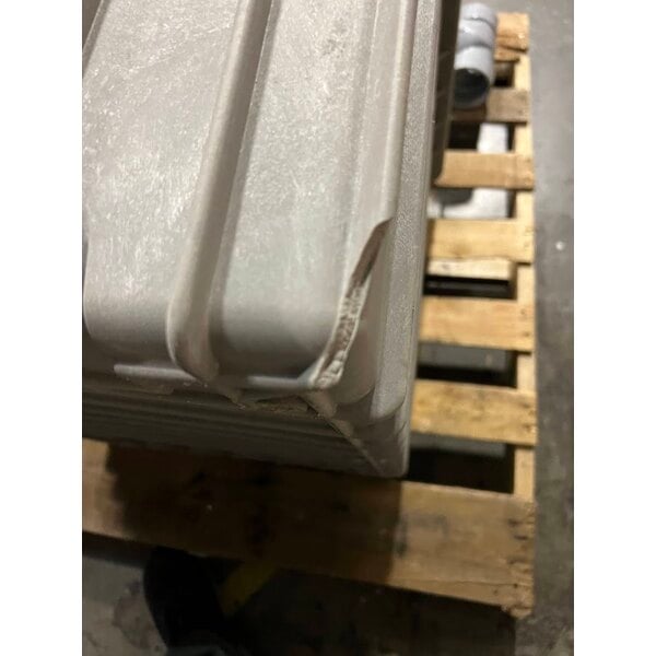 Scratch and Dent Endura 3950A03 100 lb. 50 GPM Grease Trap with 3" Hub