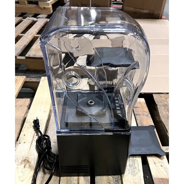 Scratch and Dent Blendtec C825C11Q-B1GB1A Connoisseur 825 3.8 hp Blender with Sound Enclosure and (2) 75 oz. FourSide Jars - 120V