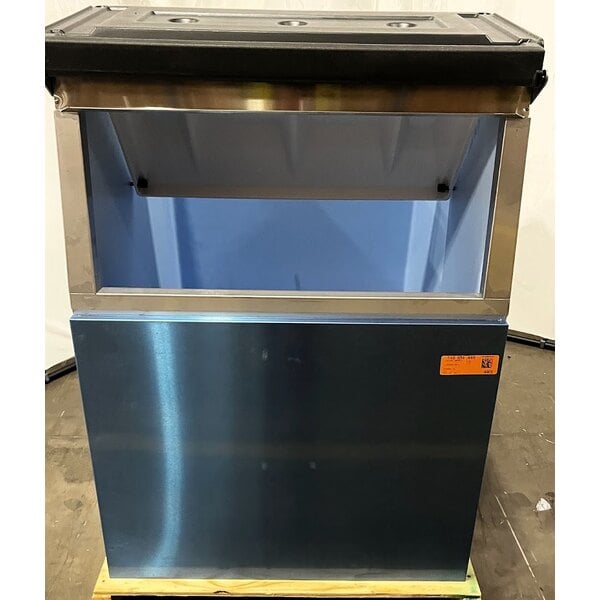 Scratch and Dent Hoshizaki B-500SF 30" Ice Storage Bin with Stainless Steel Finish - 500 lb.