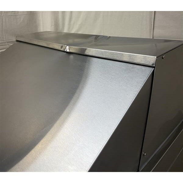 Scratch and Dent Avantco APT-36M-HC 36" 2 Door Mega Top Refrigerated Sandwich Prep Table