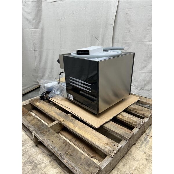 Scratch and Dent Estella Caffe ECEM1C One Group Compact Automatic Espresso Machine - 110V
