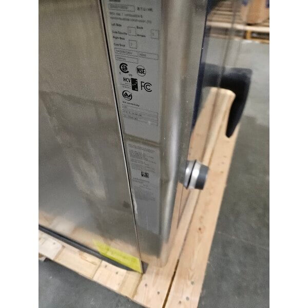 Scratch and Dent Rational iCombi Pro 6 Pan Full-Size Natural Gas Combi Oven - 208/240V, 1 Phase