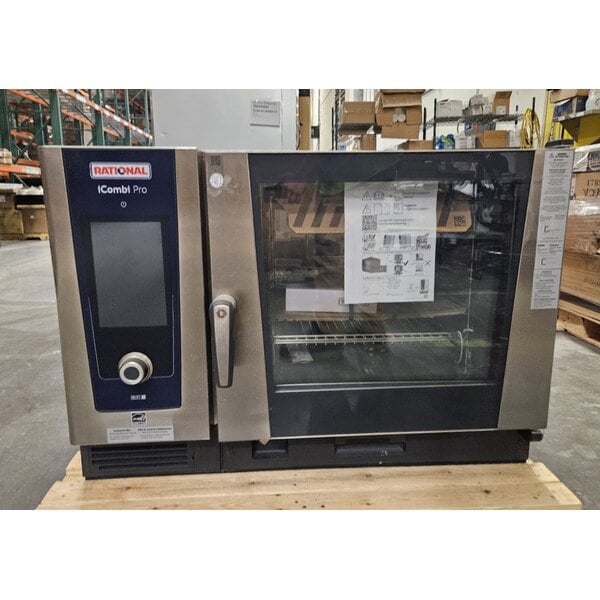 Scratch and Dent Rational iCombi Pro 6 Pan Full-Size Natural Gas Combi Oven - 208/240V, 1 Phase