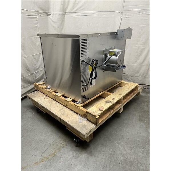 Scratch and Dent Southbend PCG50S/SD Platinum Series 5-Shelf Single Deck Full Size Standard Natural Gas Convection Oven - 50,000 BTU