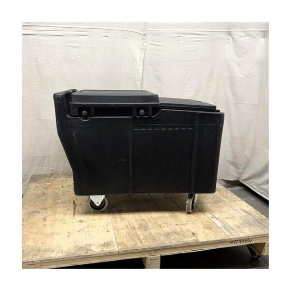 Scratch and Dent Cambro ICS175L110 SlidingLid™ Black Mobile Ice Bin - 175 lb. Capacity