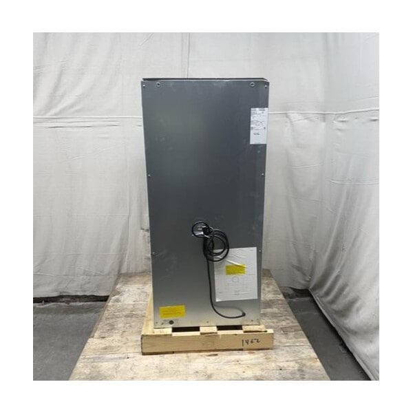 Scratch and Dent Avantco Ice HBN120-22 22" Wide Hotel Ice Dispenser 120 lb. Capacity - 115V