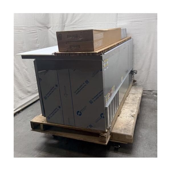Scratch and Dent Beverage-Air SPED72HC-18C-2 72" 2 Door 2 Drawer Mega Top Refrigerated Sandwich Prep Table