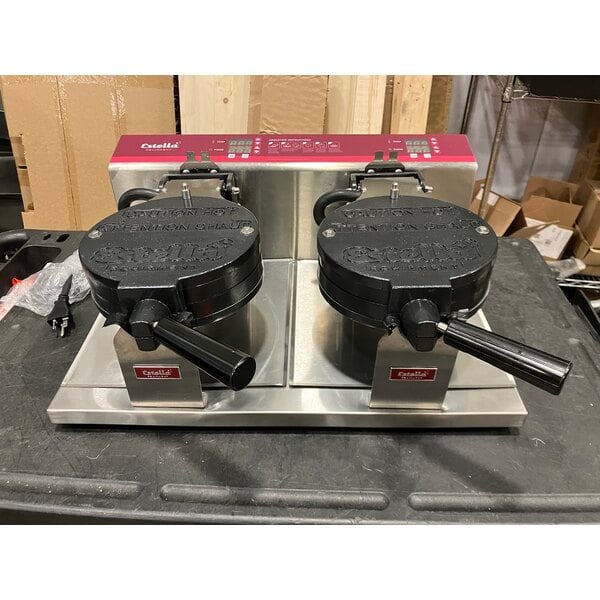 Scratch and Dent Estella WBMX2A Double Belgian Waffle Maker - 120V, 1820W
